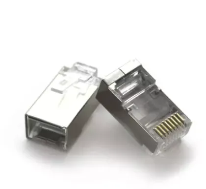תקע RJ45  של CAT6  מסוכך
